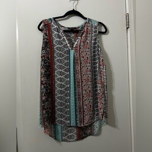 Ladies Sami and Jo sleeveless light fabric top size medium